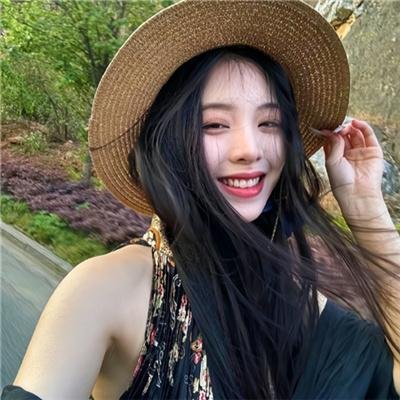 小姑娘艾萝依